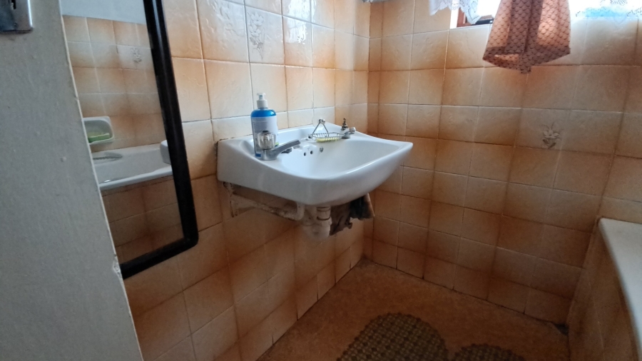3 Bedroom Property for Sale in Diazville Western Cape